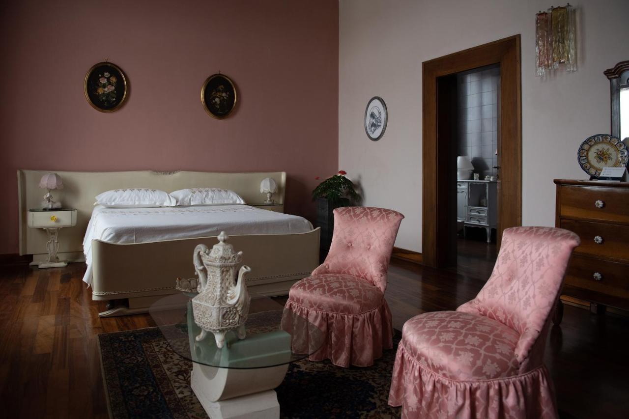 Palazzo Bed And Breakfast Calvisano Bagian luar foto