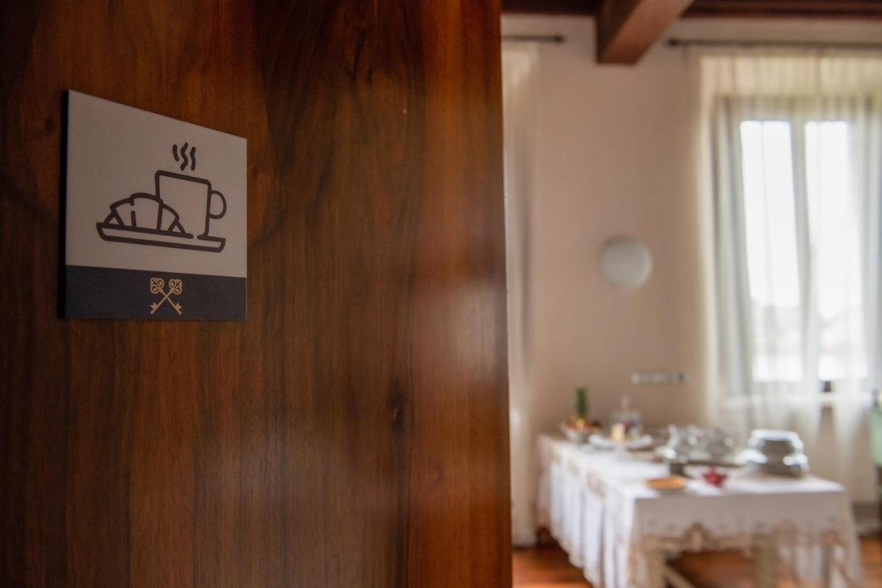 Palazzo Bed And Breakfast Calvisano Bagian luar foto