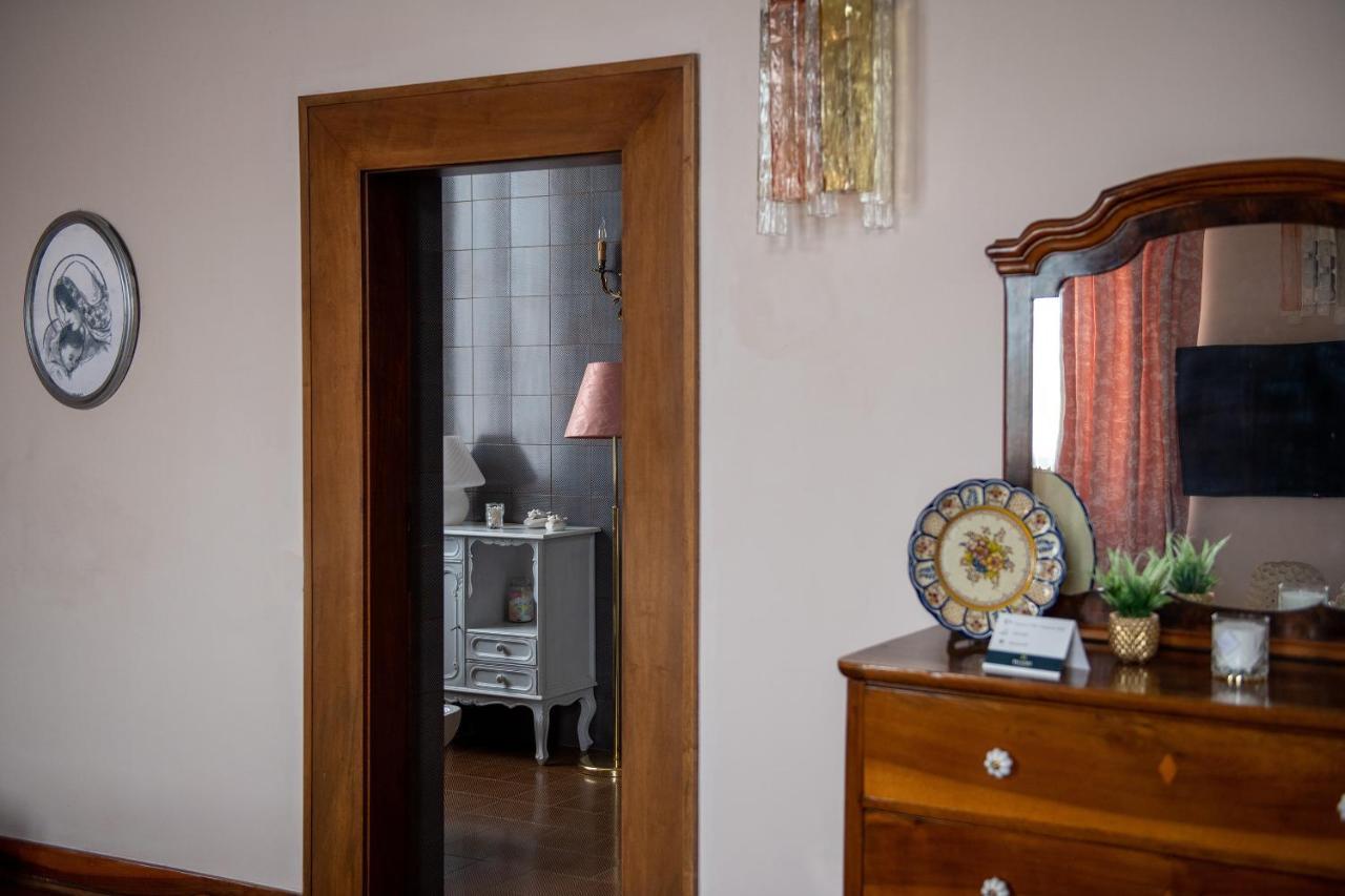 Palazzo Bed And Breakfast Calvisano Bagian luar foto