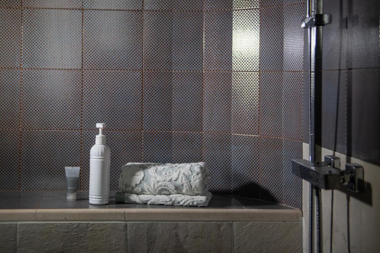 Palazzo Bed And Breakfast Calvisano Bagian luar foto