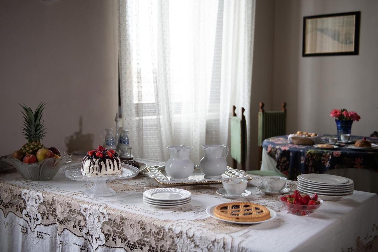 Palazzo Bed And Breakfast Calvisano Bagian luar foto
